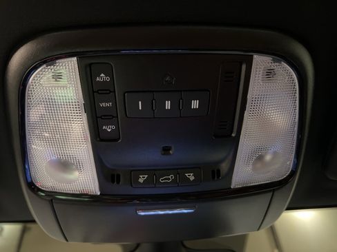 Used 2024 Dodge Durango SRT image 24