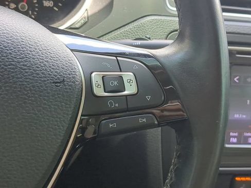 Used 2017 Volkswagen Jetta SE FWD image 28