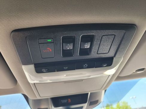 Certified 2023 Nissan Rogue SL w/ SL Premium Package AWD/4WD image 23