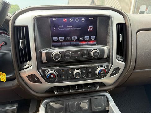 Used 2016 GMC Sierra 1500 SLT w/ SLT Premium Package AWD/4WD image 15