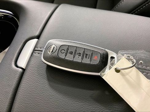 New 2026 Nissan Murano SL image 32