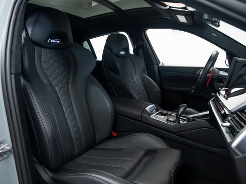 Used 2024 BMW X6 M Competition image 26