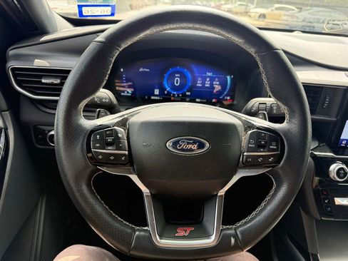 Used 2023 Ford Explorer ST w/ Equipment Group 401A AWD/4WD image 13