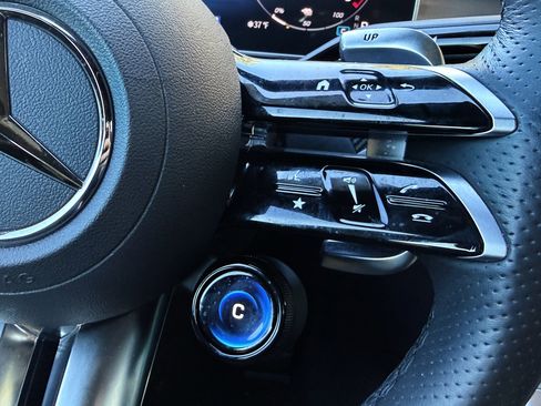 Used 2025 Mercedes-Benz C 36 AMG S image 21