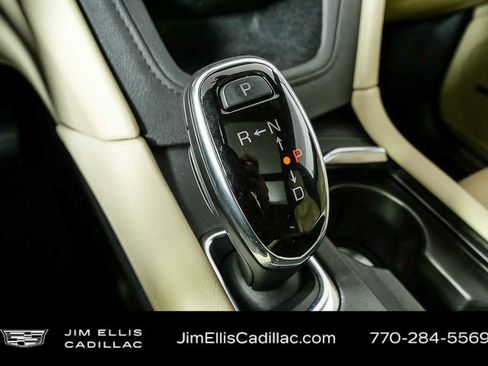 Used 2019 Cadillac XT5 Luxury image 18