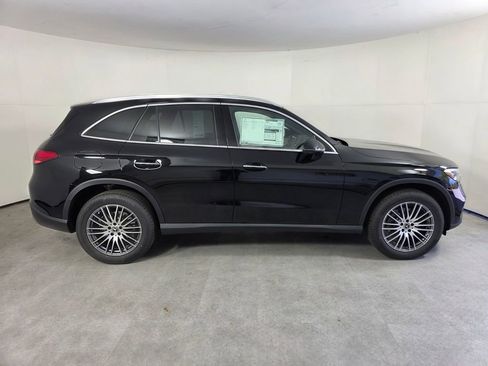 New 2026 Mercedes-Benz GLC 300 image 3