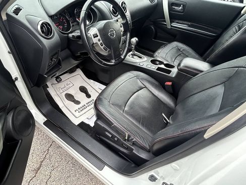 Used 2013 Nissan Rogue SL AWD/4WD image 6