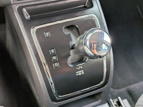 Used 2011 Jeep Patriot Latitude FWD image 15