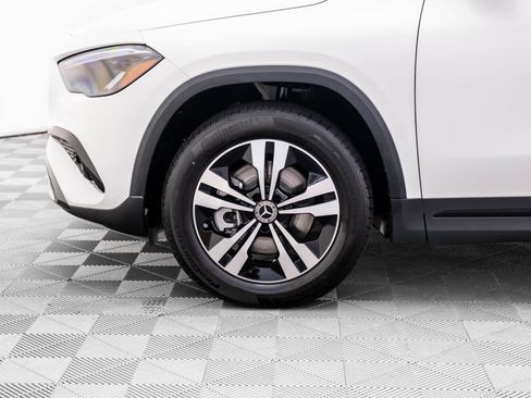 New 2026 Mercedes-Benz GLA 250 4MATIC image 32