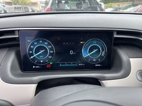 Certified 2023 Hyundai Tucson Limited AWD/4WD image 7