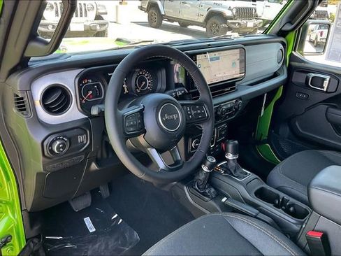 New 2025 Jeep Gladiator Willys image 6