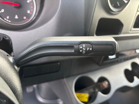 Used 2025 Mercedes-Benz Sprinter 2500 image 20