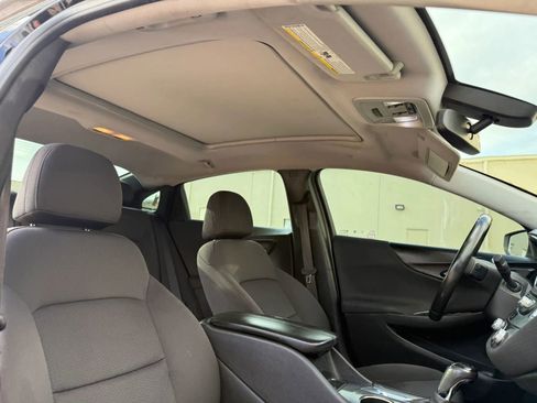 Used 2018 Chevrolet Malibu LT w/ Redline Edition FWD image 17