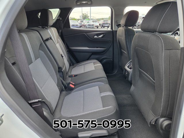 Used 2024 Chevrolet Blazer LT FWD image 16