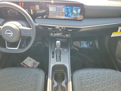 New 2026 Nissan Kicks SV image 15