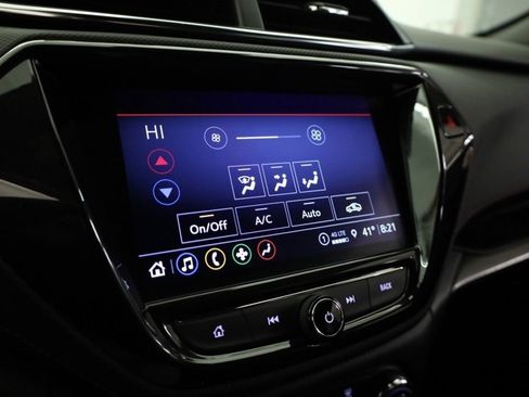 Used 2023 Chevrolet TrailBlazer RS w/ Sun and Liftgate Package image 18