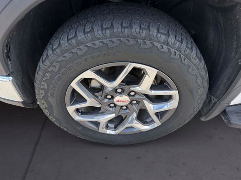 Used 2024 GMC Sierra 1500 SLT RWD image 14