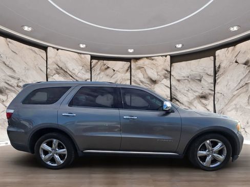 Used 2013 Dodge Durango Citadel w/ Trailer Tow Group IV RWD image 4