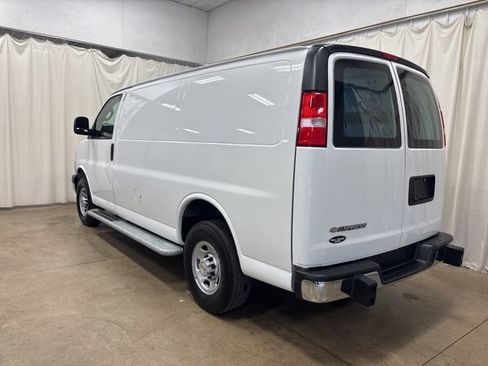 Used 2024 Chevrolet Express 2500 w/ Driver Convenience Package RWD image 6