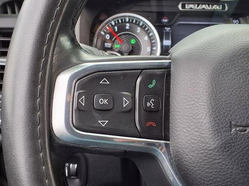 Used 2019 RAM 1500 Laramie w/ Sport Appearance Package AWD/4WD image 11