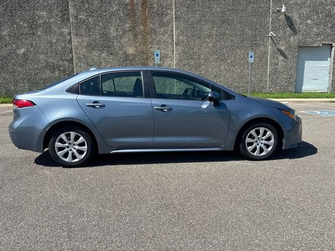 Used 2024 Toyota Corolla LE FWD image 8