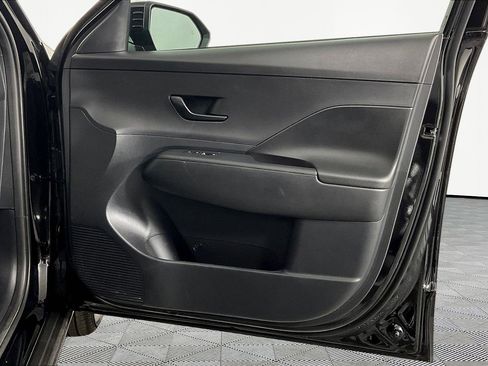 Certified 2026 Hyundai Kona SE FWD image 25