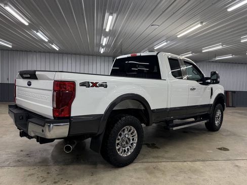 Used 2020 Ford F350 Lariat w/ Chrome Package image 7