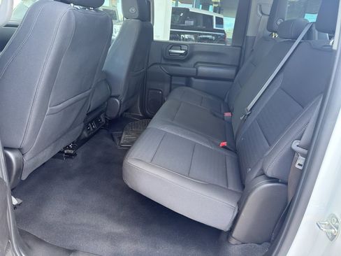 Used 2024 Chevrolet Silverado 2500 Custom w/ Custom Value Package image 10