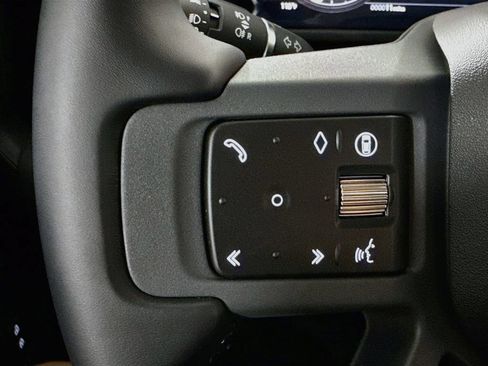 New 2026 Land Rover Defender 110 X-Dynamic SE AWD/4WD image 11