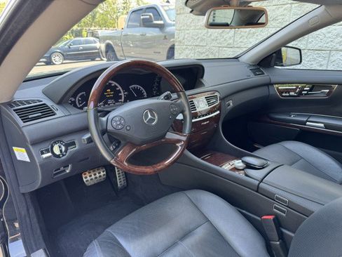 Used 2014 Mercedes-Benz CL 550 4MATIC w/ Sport Package image 5