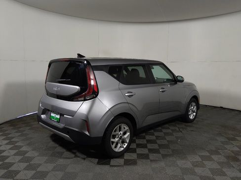 Used 2024 Kia Soul LX w/ Option Group 015 image 10
