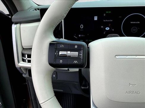 Used 2024 Hyundai Santa Fe Limited image 18