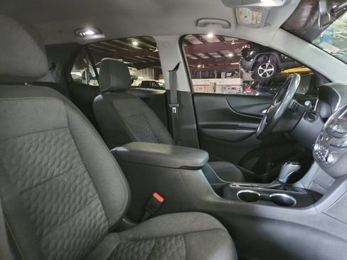 Used 2020 Chevrolet Equinox LT FWD image 23