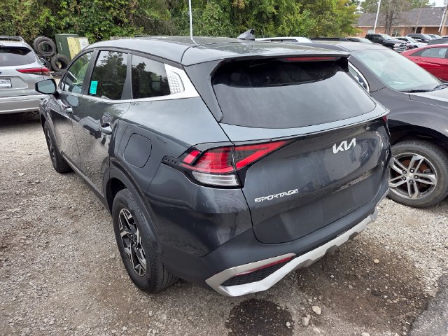 Used 2023 Kia Sportage LX AWD/4WD image 7