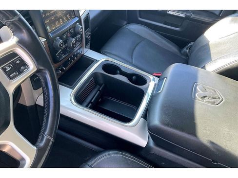 Used 2017 RAM 2500 Laramie image 19