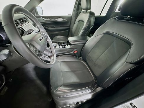 Used 2023 Jeep Grand Cherokee Altitude image 13