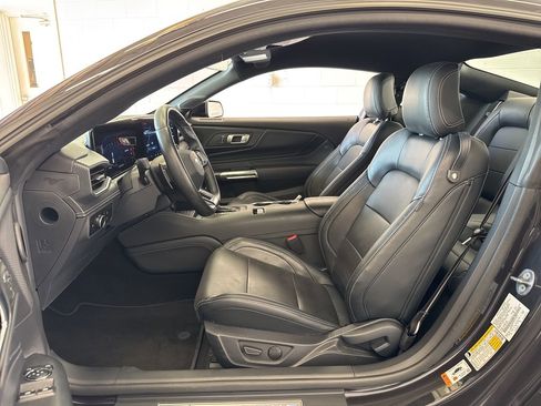Used 2024 Ford Mustang GT Premium RWD image 13
