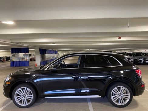 Used 2018 Audi Q5 Prestige w/ Prestige Package AWD/4WD image 2