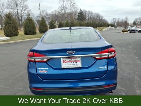 Used 2018 Ford Fusion S FWD image 5