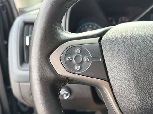 Used 2018 Chevrolet Colorado Z71 w/ Z71 Midnight Edition AWD/4WD image 22