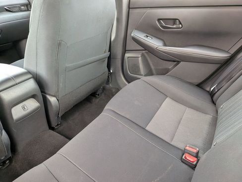 Certified 2025 Nissan Sentra SV FWD image 34