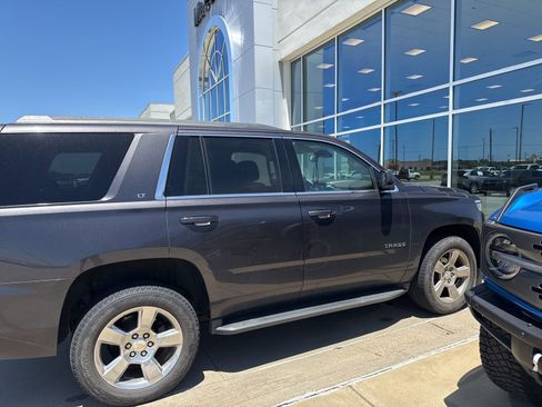 Used 2017 Chevrolet Tahoe LT RWD image 3
