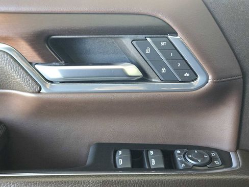 Certified 2024 GMC Sierra 2500 Denali w/ Denali Reserve Package image 22