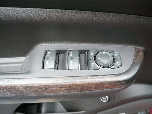 Used 2022 GMC Acadia Denali w/ Denali Ultimate Package AWD/4WD image 17