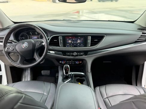 Used 2021 Buick Enclave Essence AWD/4WD image 30