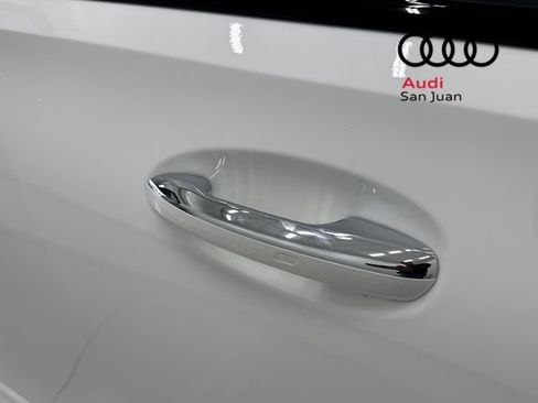 Used 2024 Mercedes-Benz C 300 Sedan image 8