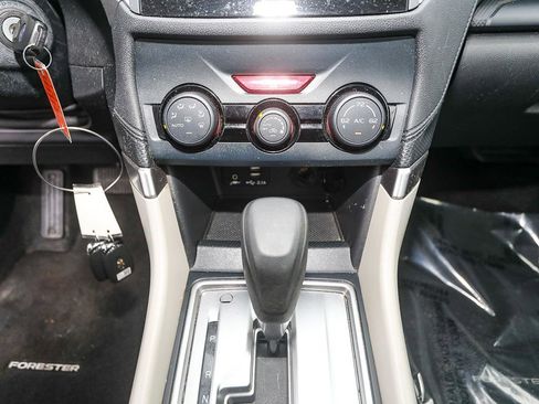 Used 2021 Subaru Forester image 18