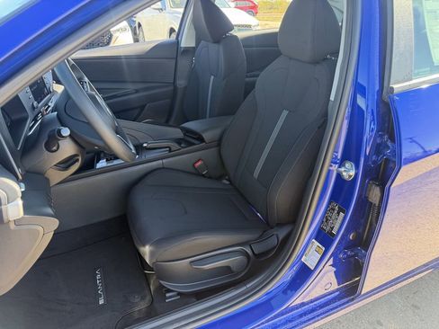 New 2026 Hyundai Elantra SE image 21