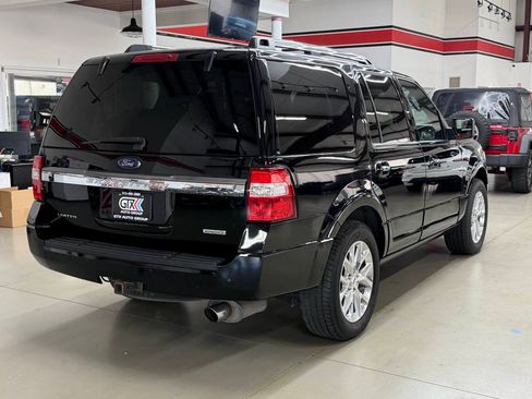 Used 2017 Ford Expedition Limited w/ Equipment Group 301A AWD/4WD image 2