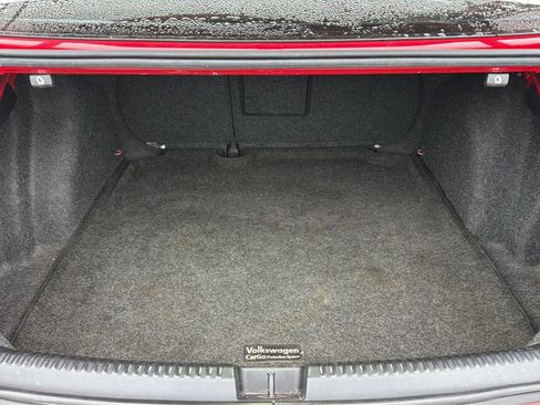 Used 2015 Volkswagen Jetta GLI SE image 24